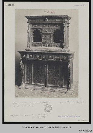 Kabinettschrank
