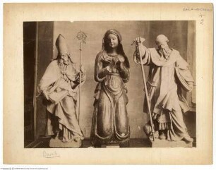 Betende Maria; zwei Heilige