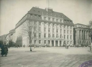Geschäftshaus Holzmann und Bürohaus Taunusanlage 11, Frankfurt am Main, 1949