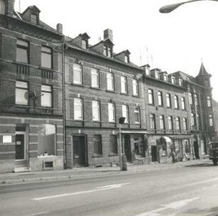 Reichenbach (Vogtland), Greizer Straße 6. Wohnhaus mit Laden (um 1900). Straßenansicht