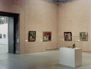 Liegendes Mädchen : Raumaufnahme mit Werken von Erich Heckel "Atelierszene", Karl Schmidt-Rottluff "Der Besuch" und Max Pechstein "Liegendes Mädchen" in den Abteilungen "Modelle" und "Atelier". Ausstellung: Dresden. Residenzschloss, Galerie Neue Meister; Die Brücke in Dresden 1905-1911, 20.10.2001-06.01.2002