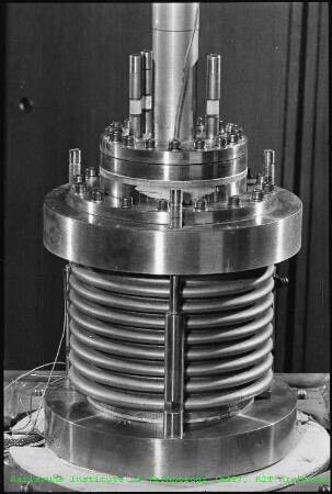 Thermionischer Konverter (TK1) im Institut für Neutronenphysik und Reaktortechnik (INR)