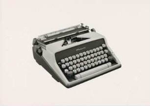 Kleinschreibmaschine "Olympia SM7" der Olympia-Werke