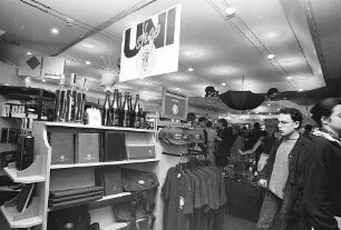 Freiburg im Breisgau: Universitäts-Shop im Rombach-Center