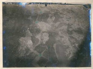 Foto einer rückwärtigen Infanterie-Stellung 14 km nordwestlich von Erlaa (Luftbild)