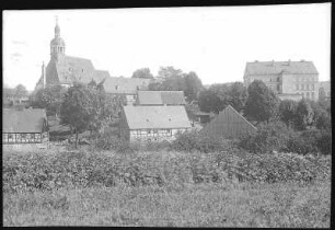 Großolbersdorf. Kirche mit Schule