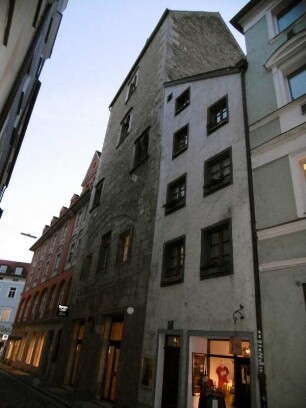 Regensburg: Kastenmayerhaus mit Wohnturm