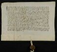 Die Ulmer Bürgerin Adelheid Lusser schenkt zu ihrem und ihrer Vorfahren Seelenheil den siechen und gesunden Pfründnern im Heiliggeistspital in Ulm [abgegangen, Bereich Neue Straße, Lagerbuch Nr. 261/2, 254] einen jährlichen Zins von 1 Pfund Heller Ulmer Stadtwährung, der zur Hälfte an Weihnachten und zur Hälfte am 24. Juni ("ze sant Johans tag ze su/e/nnwenden") zu entrichten ist. Dieser gefällt als Afterzins von Haus und Hofstatt des Schusters Witthau in Ulm beim Spielmannsbrunnen [heute Schwilmengasse]. Diese sind bereits mit einem jährlichen Zins von 1 Pfund Wachs für die St. Georgskapelle [abgegangen, Bereich Kramgasse 4] in Ulm belastet.