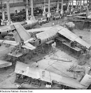 Montagehalle der Flugzeugwerft (VEB Flugzeugwerke Dresden)