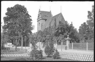 Coswig. von Friesenplatz mit der alten Kirche