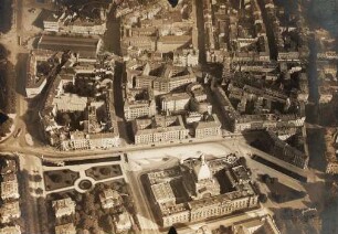Reichsgericht und Petersvorstadt in Leipzig : Blickrichtung Osten zum Königsplatz