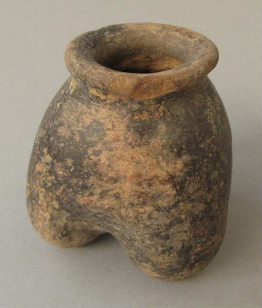 Clay vessel