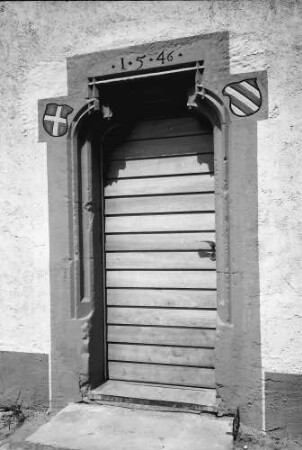 Heitersheim: Außenportal im Ritterhaus