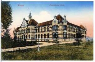 Kassa. Nöigazdasagi iskola