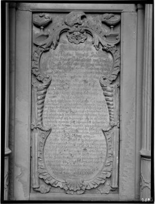 Karlsruhe Hauptfriedhof - Haid-und-Neu-Straße Grabstein Gemeinderat Christian Dietrich Stadelmann (1673-1740)