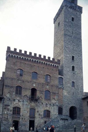 Palazzo del Popolo & Palazzo Nuovo del Podestà & Palazzo Comunale
