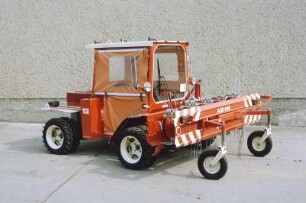 Hangmähmaschine MT 8-046 mit Bandrechwender AOZ-006