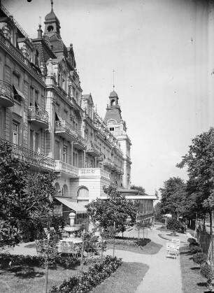 Bad Wildungen, Kurhotel "Fürstenhof" mit Parkanlage
