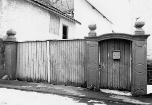 Hofportal; Münzenberg, Tränkgasse 29