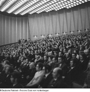 Filmtheater Prager Straße (Außen- und Innenansichten)