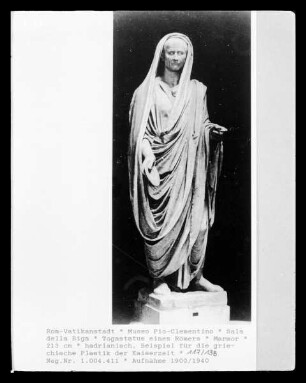 Togastatue eines Römers