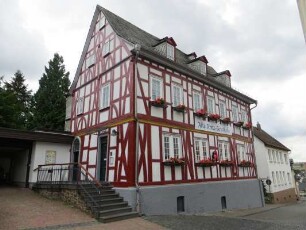Alte Amtsapotheke; Bad Camberg, Am Amthof 4