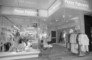 Wäsche-Fachgeschäft Peter Palmers in der Kaiserstraße 128. Neueröffnung nach Umbau und Renovierung