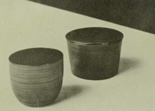 Myanmar (Birma), Pagan. Becher und Deckelbüchse, Lackarbeiten