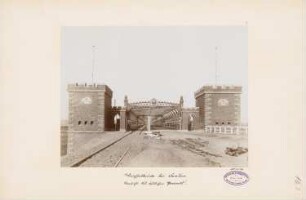 Weichselbrücke (Rudolf-Modrzejewski-Brücke), Fordon: Östliches Brückenportal