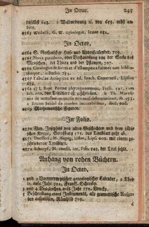Anhang von rohen Büchern.