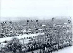 Maifeier auf dem Tempelhofer Feld