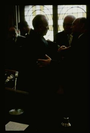 Pressekonferenz Adenauer 3.10.58.