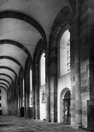 Speyer. Dom Sankt Maria und Sankt Stephan (1027 gegründet). Inneres
