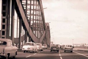 Hamburg: Autobahn-Elbbrücke