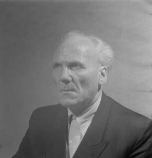 Porträtaufnahmen von Walter Maschke, Generalsekretär der Deutschen Volksbühne : Porträt von Walter Maschke