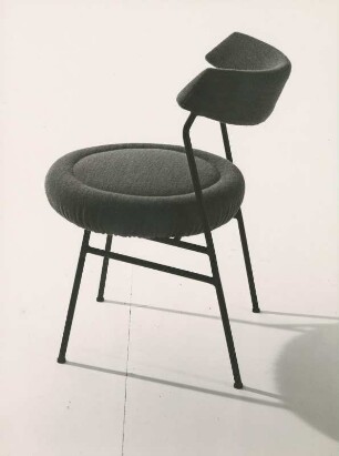 "Antimott" Stuhl "310" der Walter Knoll GmbH und Co. KG.