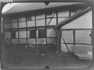 Ellrich, Hospitalstraße 40. Heimatmuseum (ehem. Hospital, 1665). Unterhaus. Hoffront (Teilansicht)