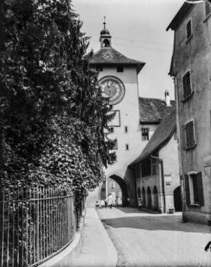 Obertor : Obertor mit Uhr der Stadt Laufen