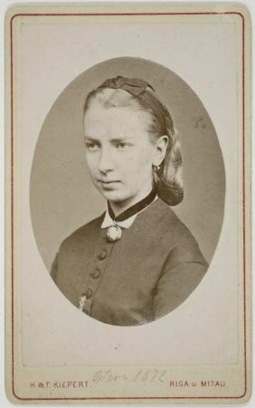 Hahn, Marie von, geb. Baronesse von Manteuffel-Szoege