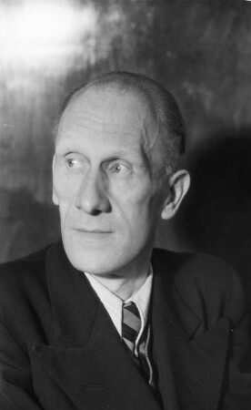Porträtaufnahmen des SED-Politikers Heinrich Acker, von 1946-1948 2. Bürgermeister von Berlin