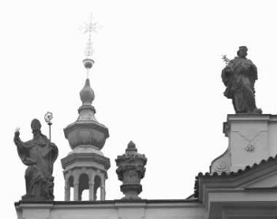 Figur links: Heiliger Augustinus