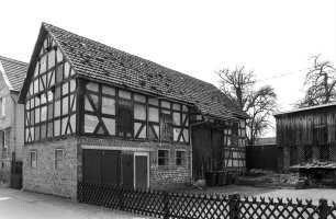 Wohnhaus (Hofreite, Fachwerk); Battenberg, Battenberger Straße 7