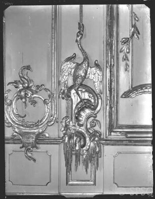 Potsdam, Neues Palais, Oberes Fürstenquartier, Oberes Konzertzimmer, R.: 260, Südwand, zwischen den Spiegeln.