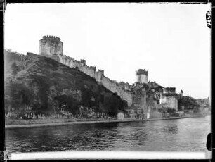 Rumeli-Hissar, vom Bosporus