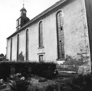 Hainichen-Bockendorf. Pfarrkirche (1819, 1832). Langhaus von Südost