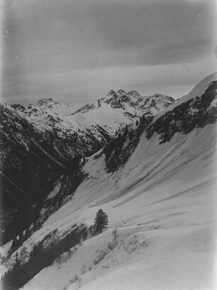 Hochgipfel : Hang der Mädelegabel (2645m) in den Allgäuer Alpen bei Oberstdorf