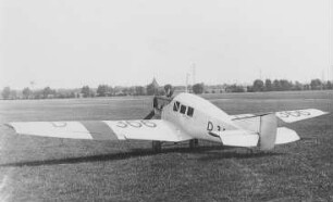 F 13, Rückansicht : Technikgeschichte | Maschinenbau | Verkehrswesen | Luftfahrzeuge | Flugzeuge