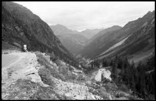 Silvretta: Hochalpenstraße, Blick auf Serpentinen, gesamt Tal
