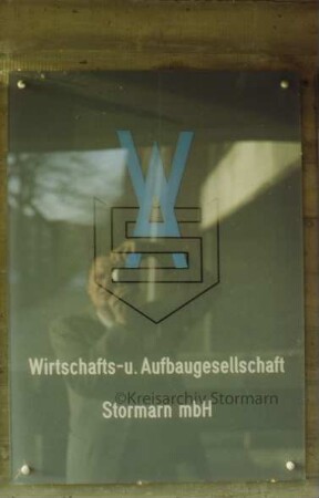 Bad Oldesloe: Mewesstraße: Schild der Wirtschafts- und Aufbaugesellschaft Stormarn (WAS)