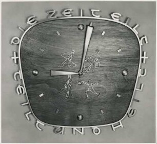 Wanduhr der Fachschule Solingen
